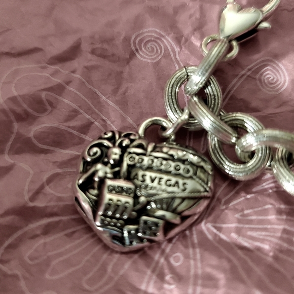NWT BRIGHTON Las Vegas Heart Bracelet *Retired - Picture 2 of 4